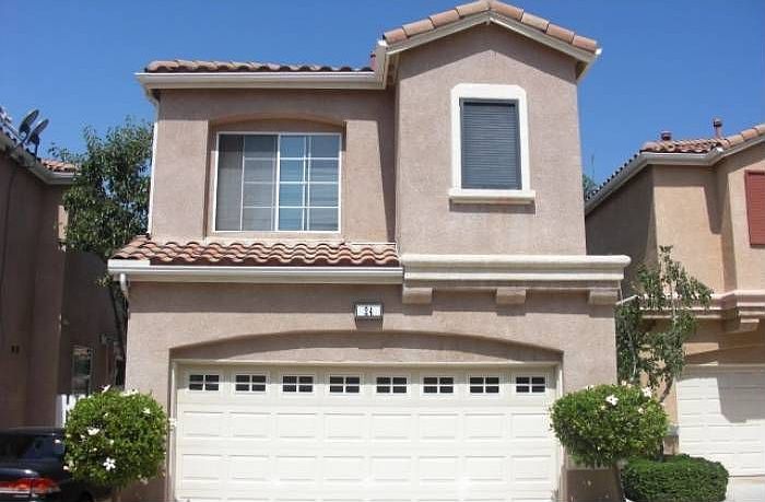 1st image of 24 Calle De Vida