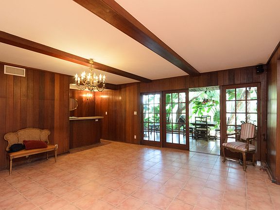5th image of 1600 Lindamere Pl