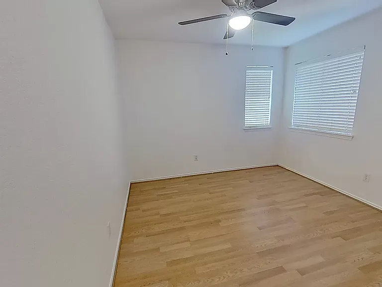 14010 Conner Downs Dr — Photo 30