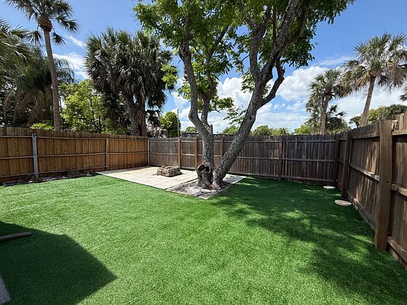 2nd image of 2507 Windward Way