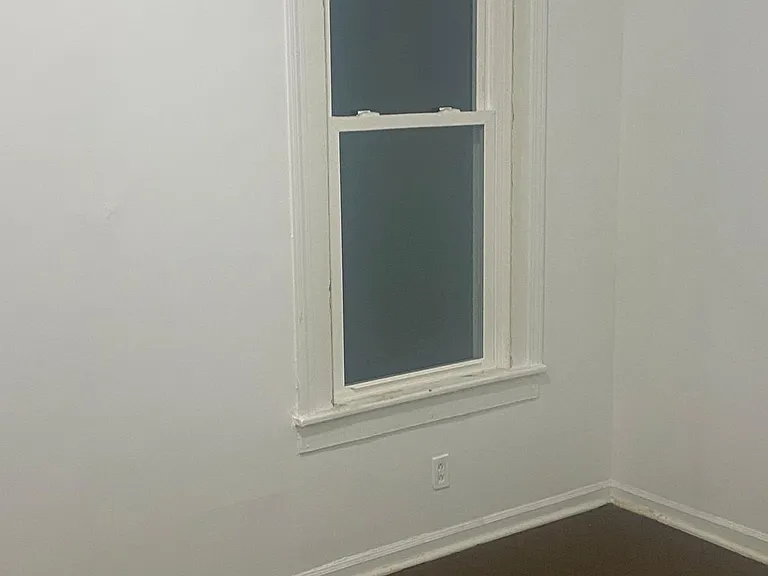 219 Sabine St #1 — Photo 8