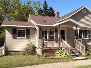 305 E Stray Ave, Ludington, MI 49431