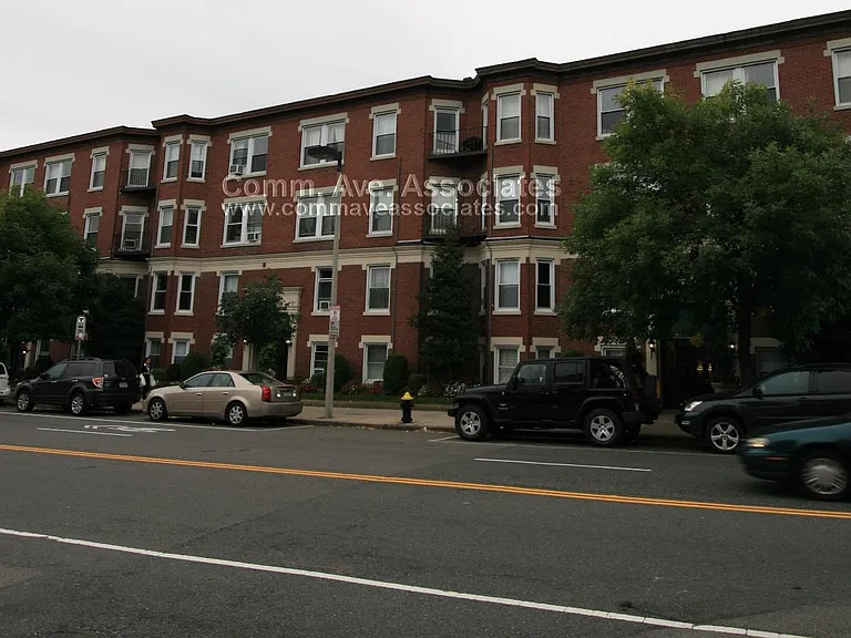 11 Barrows St #5A — Photo 2