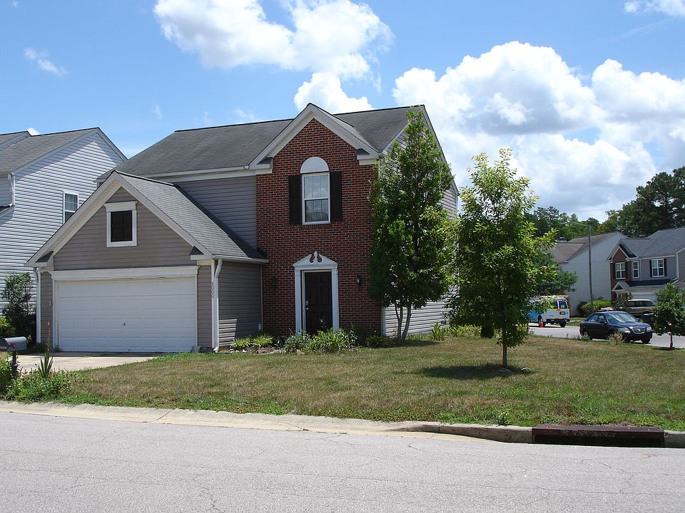Very nice corner lot