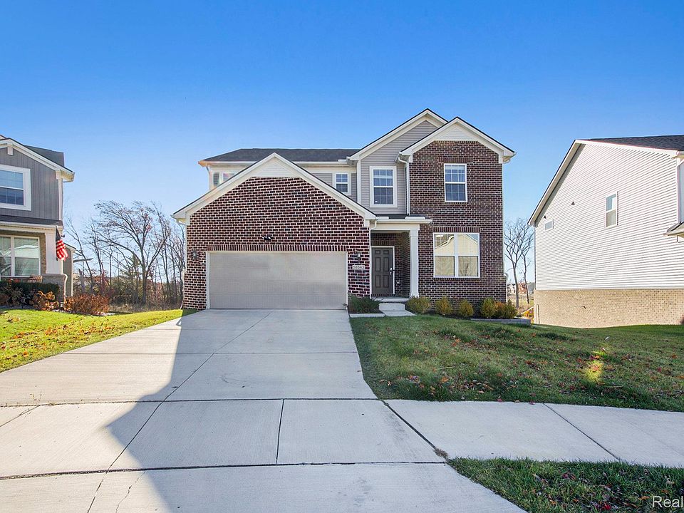 58543 Navarra Dr, South Lyon, MI 48178 | MLS #20261026924 | Zillow