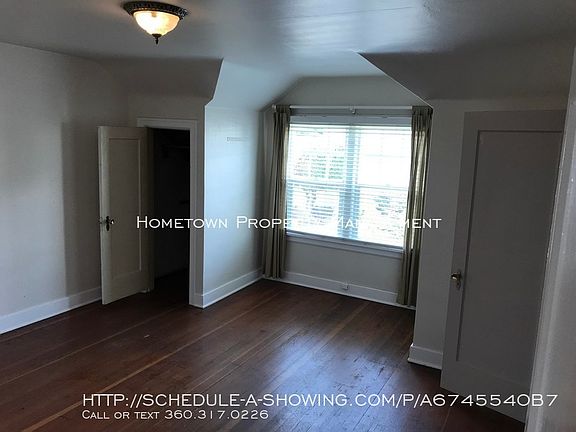 4th image of 716 Franklin St SE