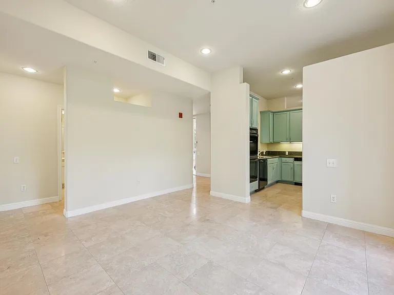 435 Sheridan Ave #201 — Photo 16