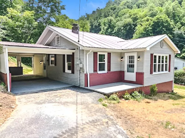 412 Highway 3409, Mc Roberts, KY 41835