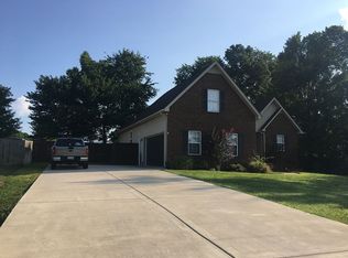 124 Centerrock Dr, Christiana, TN 37037