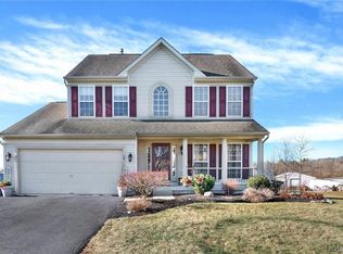 18 Firethorn Dr E, Perkasie, PA 18944