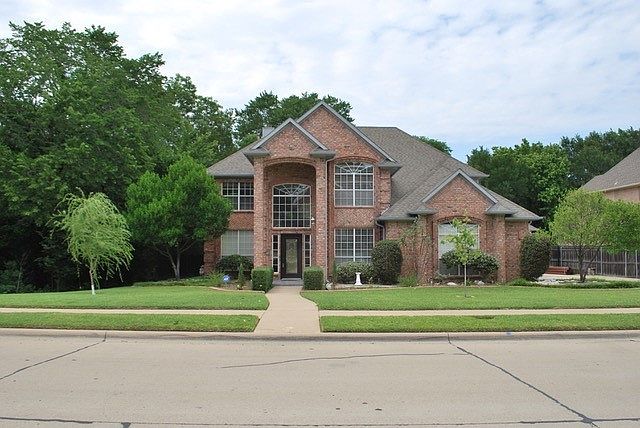 1st image of 110 Mill Valley Dr