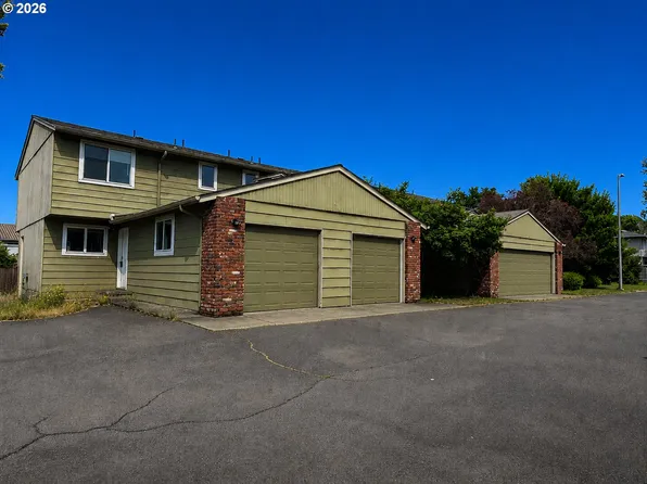 1725 Salishan St SE, Salem, OR 97302