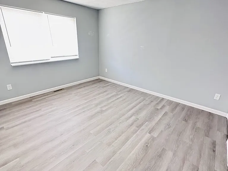 1632 N James H McGee Blvd — Photo 6