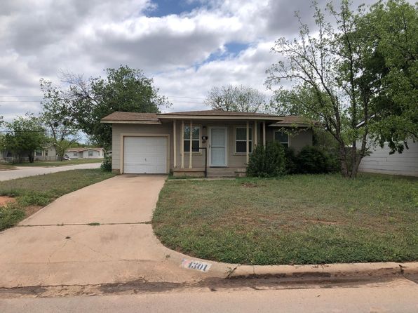 1301 S Crockett Dr