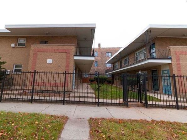 8901 S Harper Ave APT 2