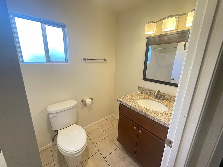 1660 W Natal Ave — Photo 12