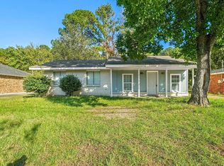 6458 Pinebrook Dr, Montgomery, AL 36117