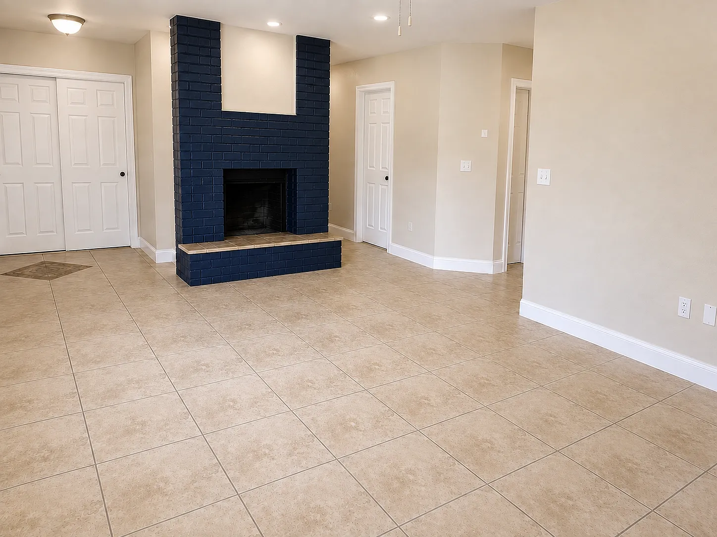 2 bed, 2.0 bath, 1220 sqft, $1,800 — Photo 4