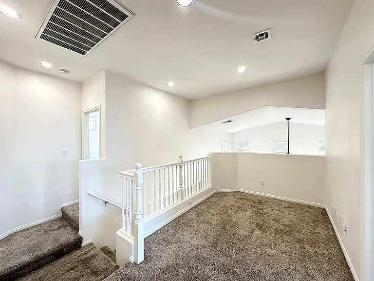 6056 Clear Sail Ct — Photo 14