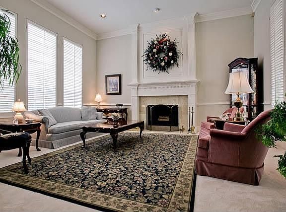 3rd image of 5513 Weatherby Ln