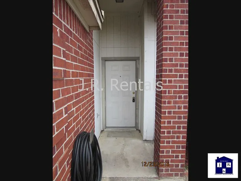 3615 Coral Bay Ln — Photo 15