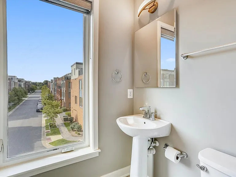 8052 Red Hook St — Photo 38