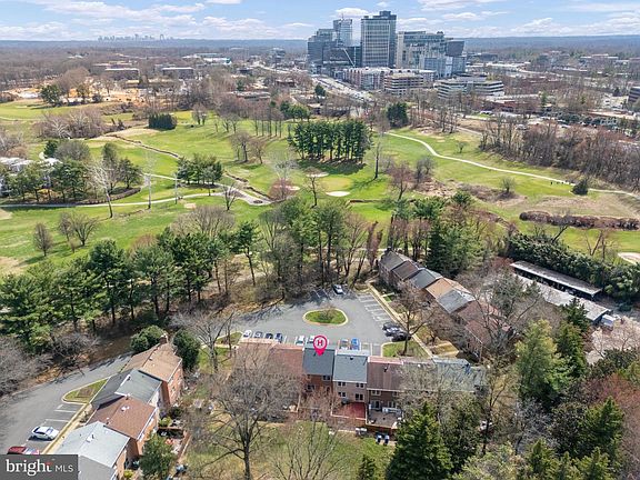 5th image of 1838 Golf View Ct