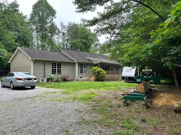 185 Harvey Cemetery Rd, Graysville, TN 37338