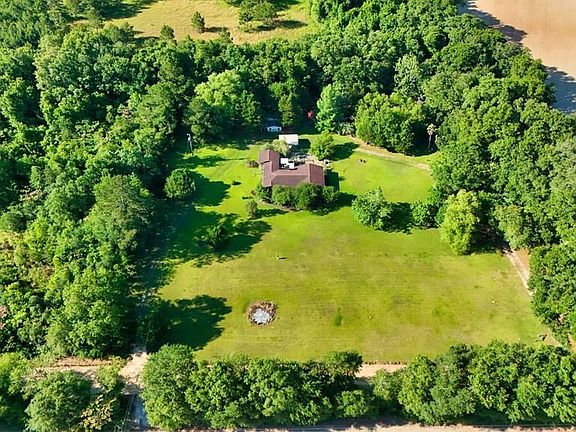 2nd image of 4187 Tanglewood Rd