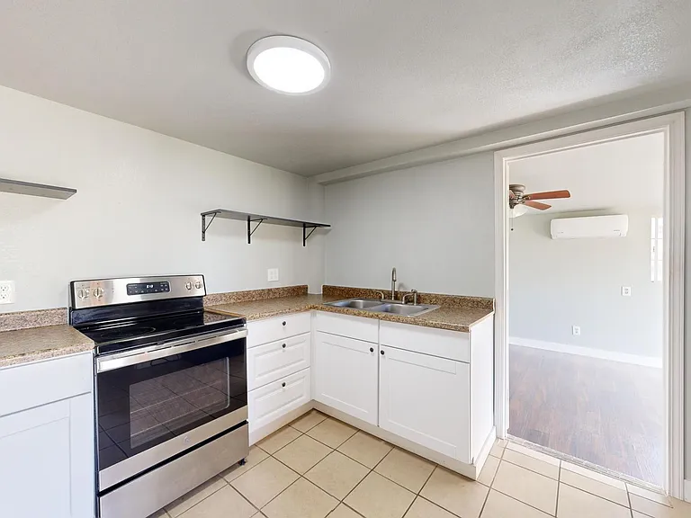 1614 Clinton Rd #B — Photo 1