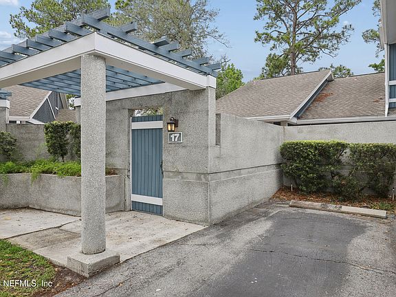 2nd image of 8118 BAYMEADOWS Circle E #17