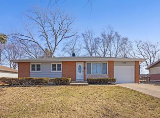 395 Washington Blvd, Hoffman Estates, IL 60169