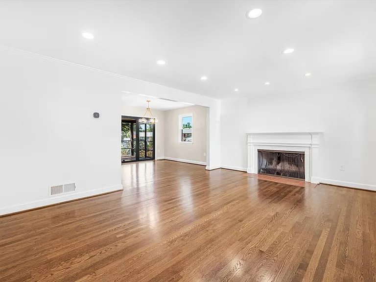 9514 Edgeley Rd — Photo 5