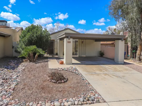 1025 N Fleetwood Pl, Tucson, AZ 85748