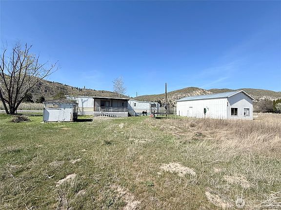 3rd image of 322 Conconully Road