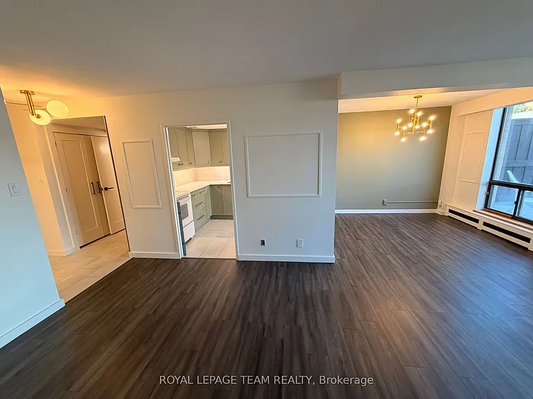 515 Saint Laurent Blvd #318 — Photo 36