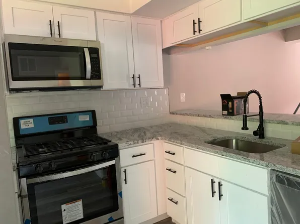 95 Dorset Dr, Marlton, NJ 08053