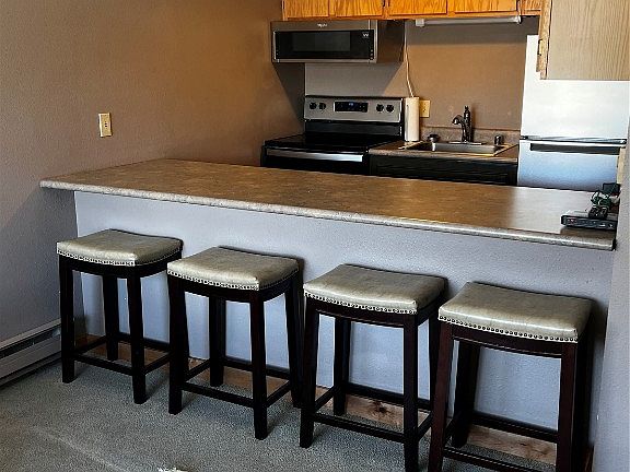 5th image of 110 S Park Avenue UNIT 122