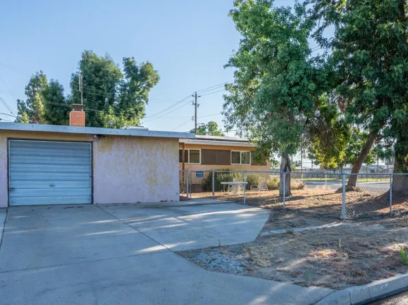 245 Dennis Dr, Clovis, CA 93612