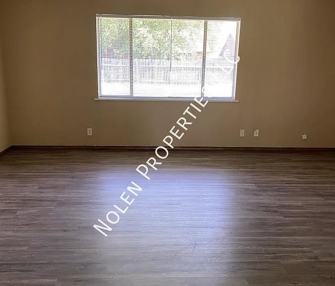 3014 W Delta Dr — Photo 9