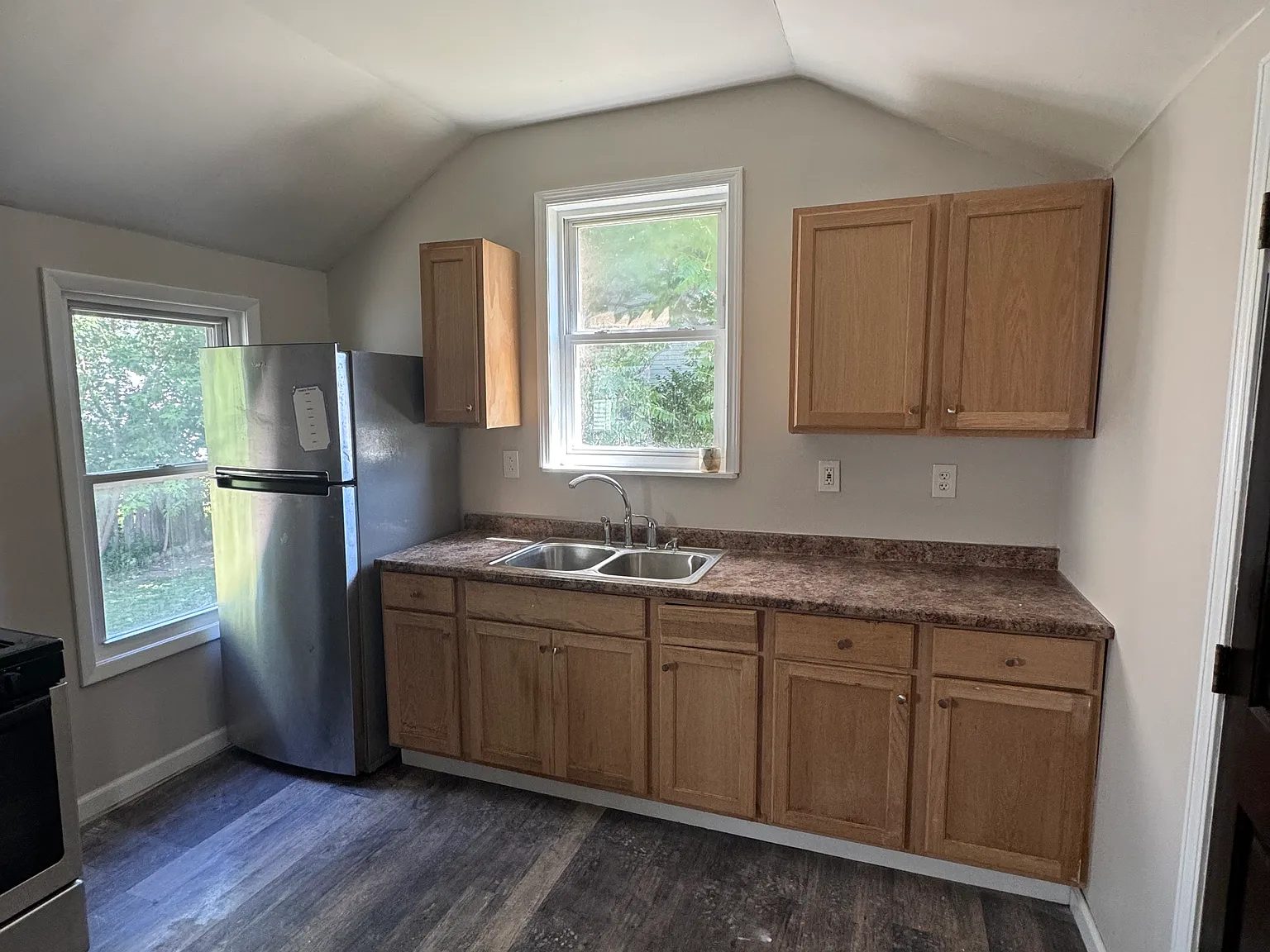 1 bed, 480 sqft, $975 — Photo 2