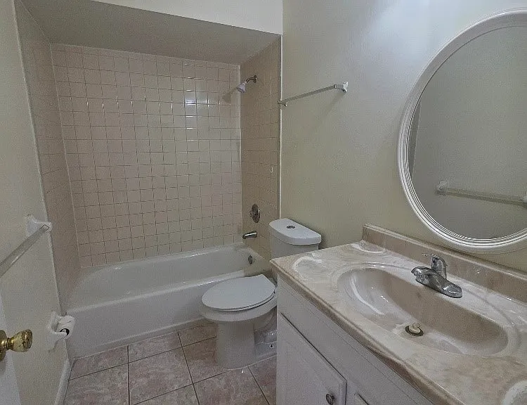 202 Eaglesmere Dr — Photo 8