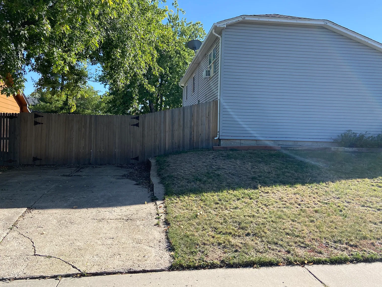 4 bed, 1672 sqft, $2,750 — Photo 4