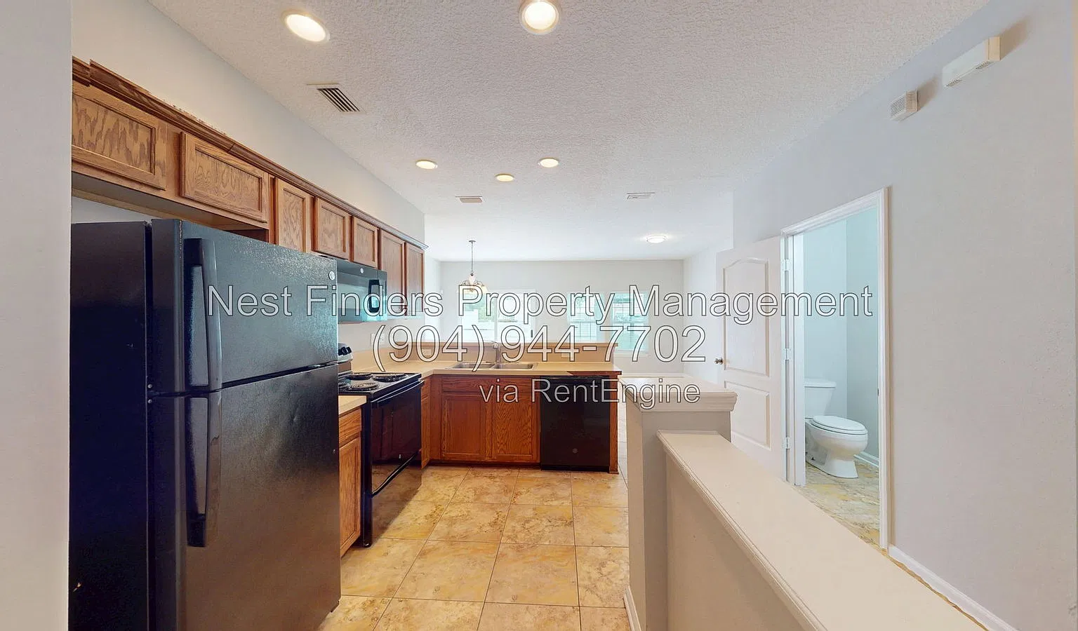 2 bed, 2.5 bath, 1424 sqft, $1,495 — Photo 4