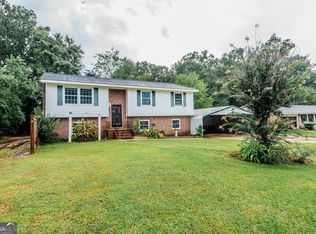 1404 Cambridge Rd, Perry, GA 31069