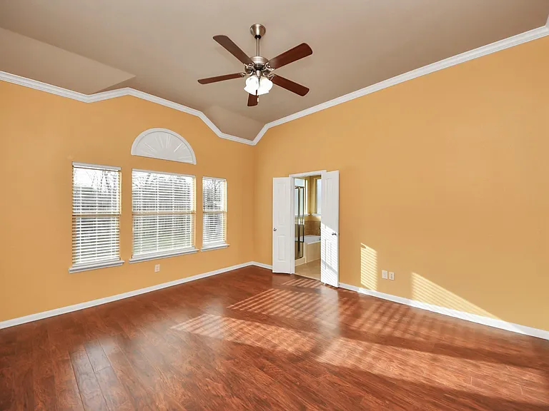 5327 Wolfpen Ridge Ln — Photo 10