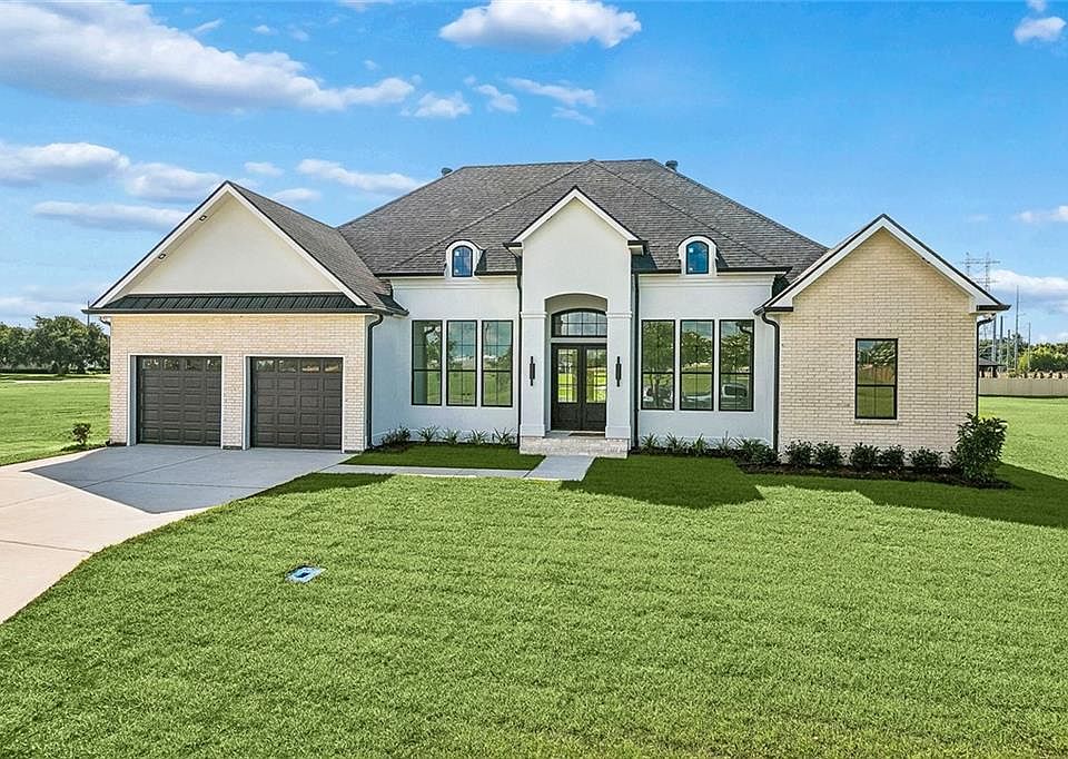 1st image of 6 Osprey Dr