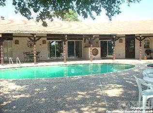393 County Road 325, Adkins, TX 78101