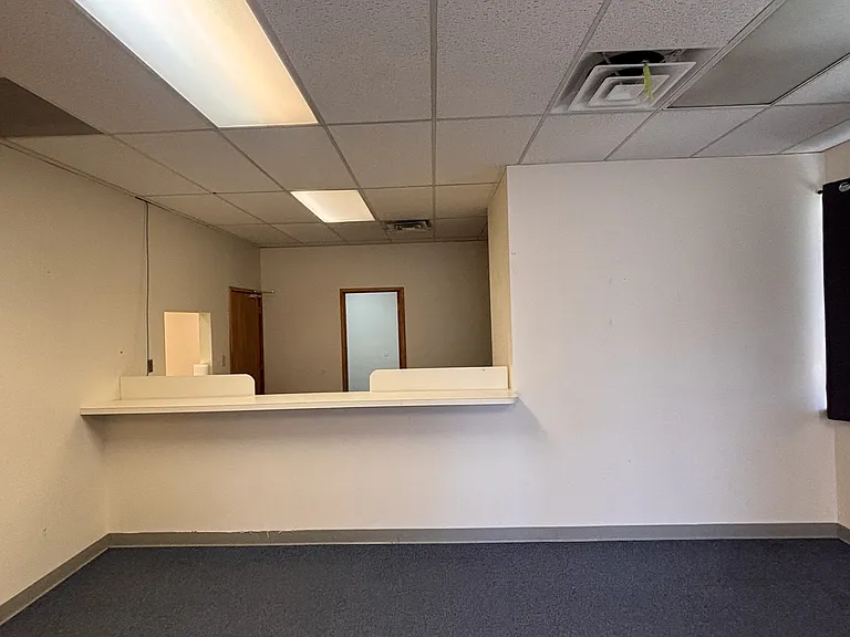 2700 Simpson Ave — Photo 17
