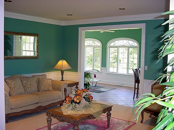 Go to www.172DreamEstate.com